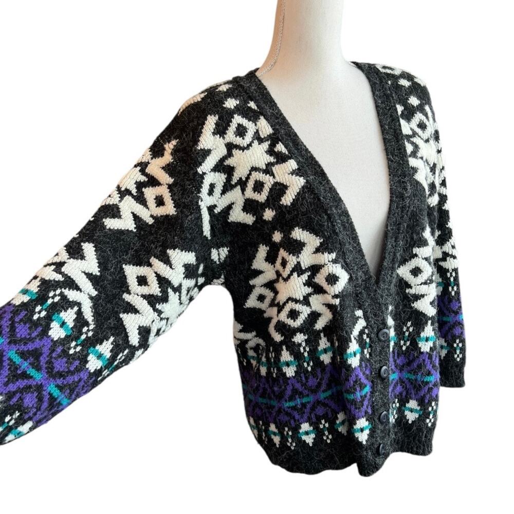 Vintage 90s snowflake cardigan sweater button down knit winter holiday - Picture 3 of 7